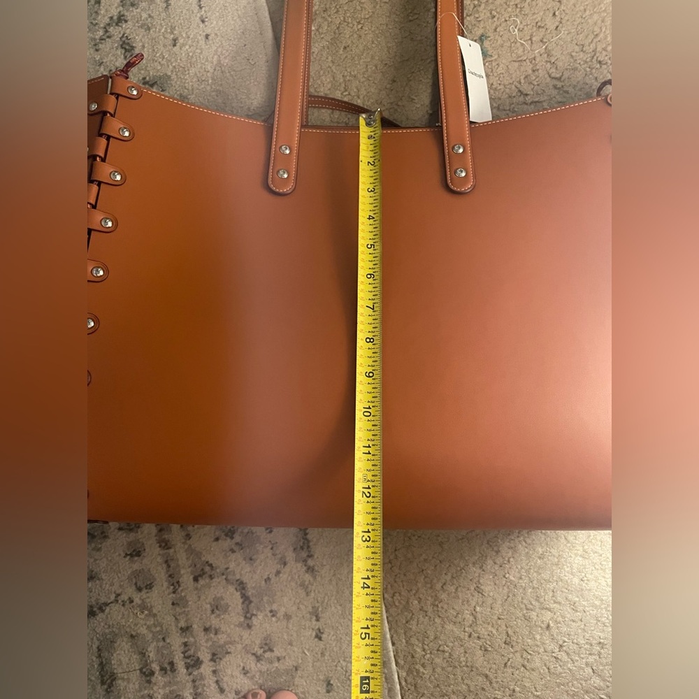 COACHTOPIA 🤎 Coach large Brown Amber Leather river lace up Tote Bag w/ Pouch NWT - Picture 14 of 16